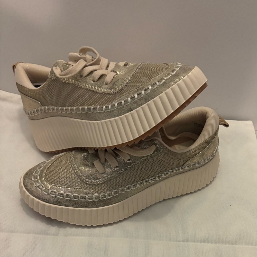 DV by Dolce Vita Beige Platform Sneakers